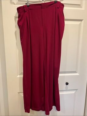HALARA Wide Leg Pants in Red